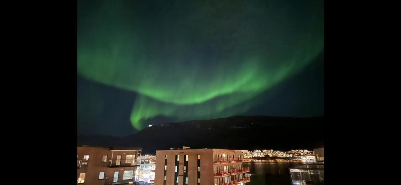 Tromso Central Guest House With Parking Екстериор снимка